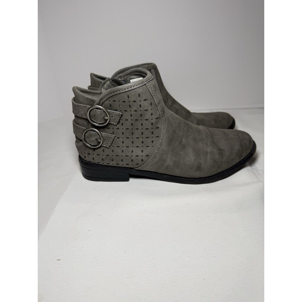 Rocket Dog Marley Heirloom Gray Ankle Boots Size 6.5 Faux Suede Buckle Detail